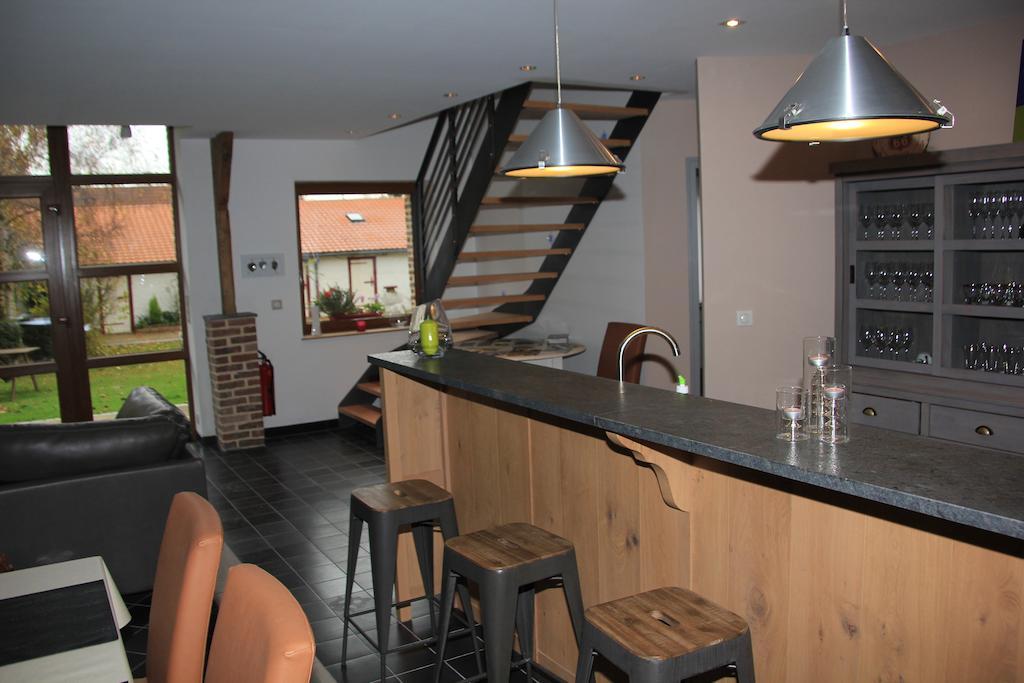 Au Coeur Des Hotes Steenvoorde Exterior photo